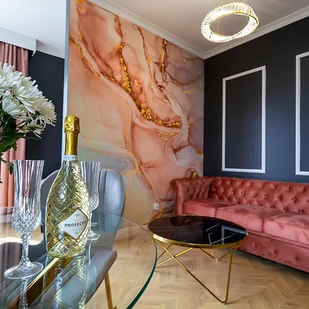 Apartmán Aparti Goldnblack Galaxy Štetín