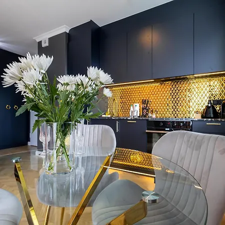 Apartamento Aparti Goldnblack Galaxy *