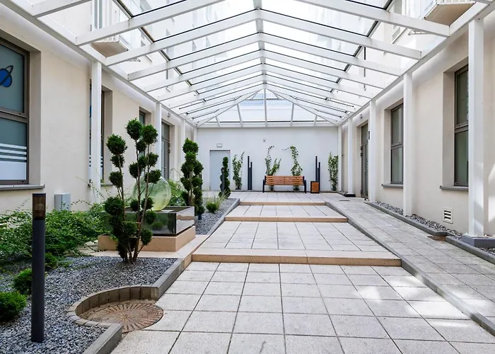 Aparti Goldnblack Galaxy Apartament *