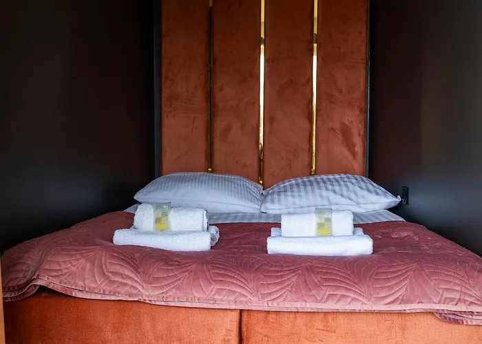 Aparti Goldnblack Galaxy Szczecin