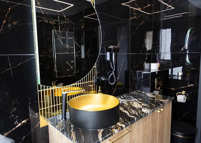 Aparti Goldnblack Galaxy Szczecin