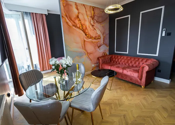 Aparti Goldnblack Galaxy Apartament